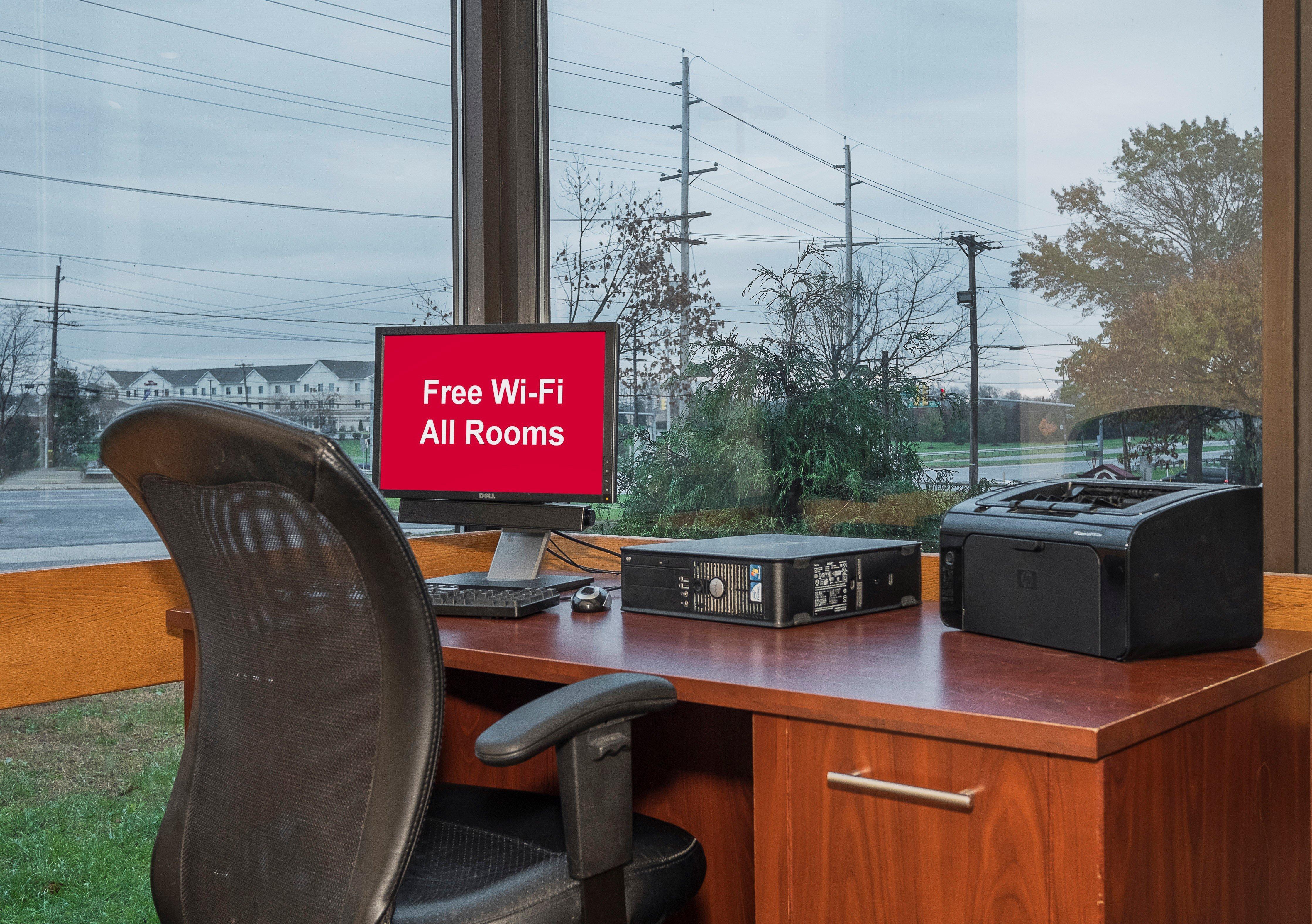 Westampton Red Roof Inn & Suites Mt Holly - Mcguire Afb מראה חיצוני תמונה