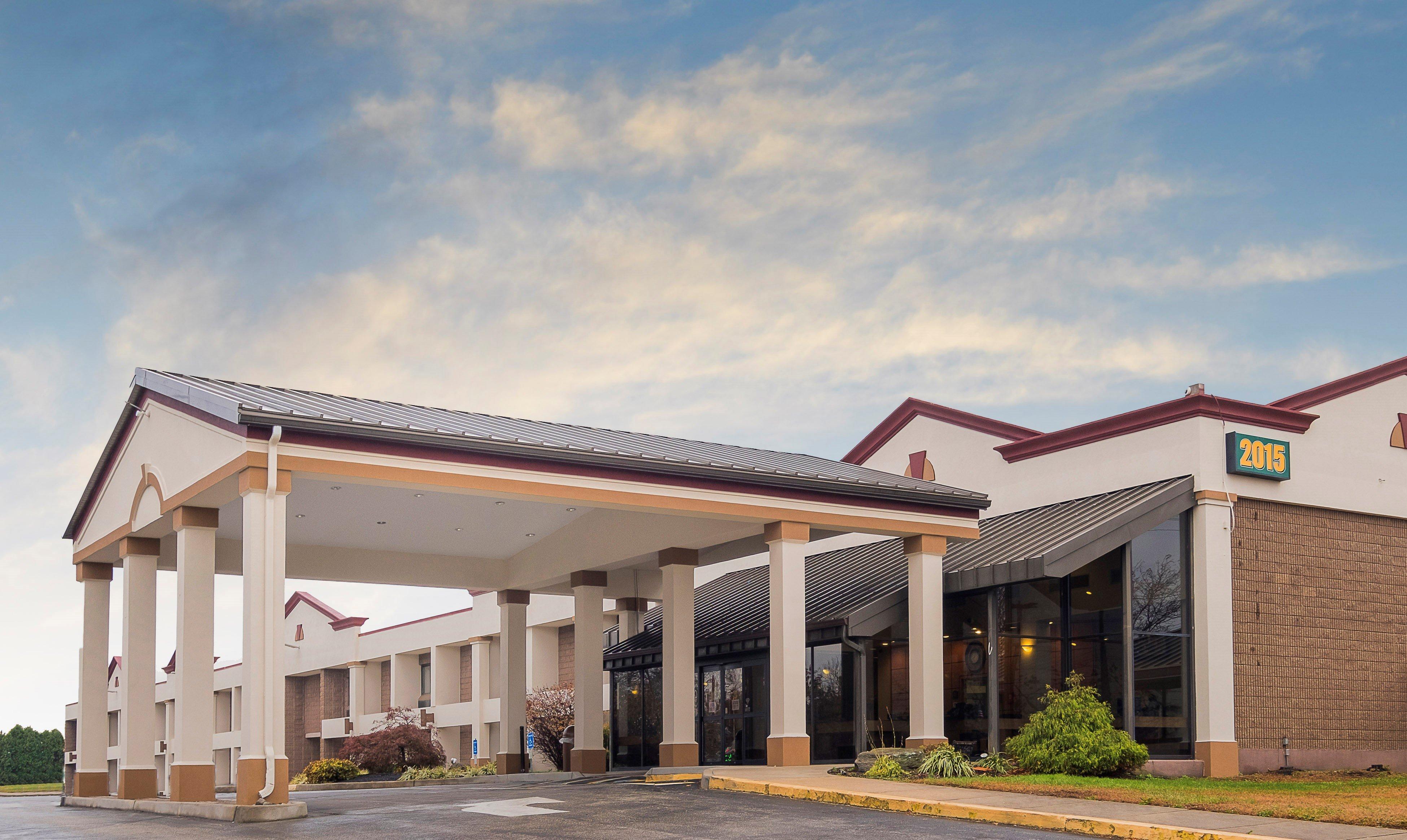 Westampton Red Roof Inn & Suites Mt Holly - Mcguire Afb מראה חיצוני תמונה