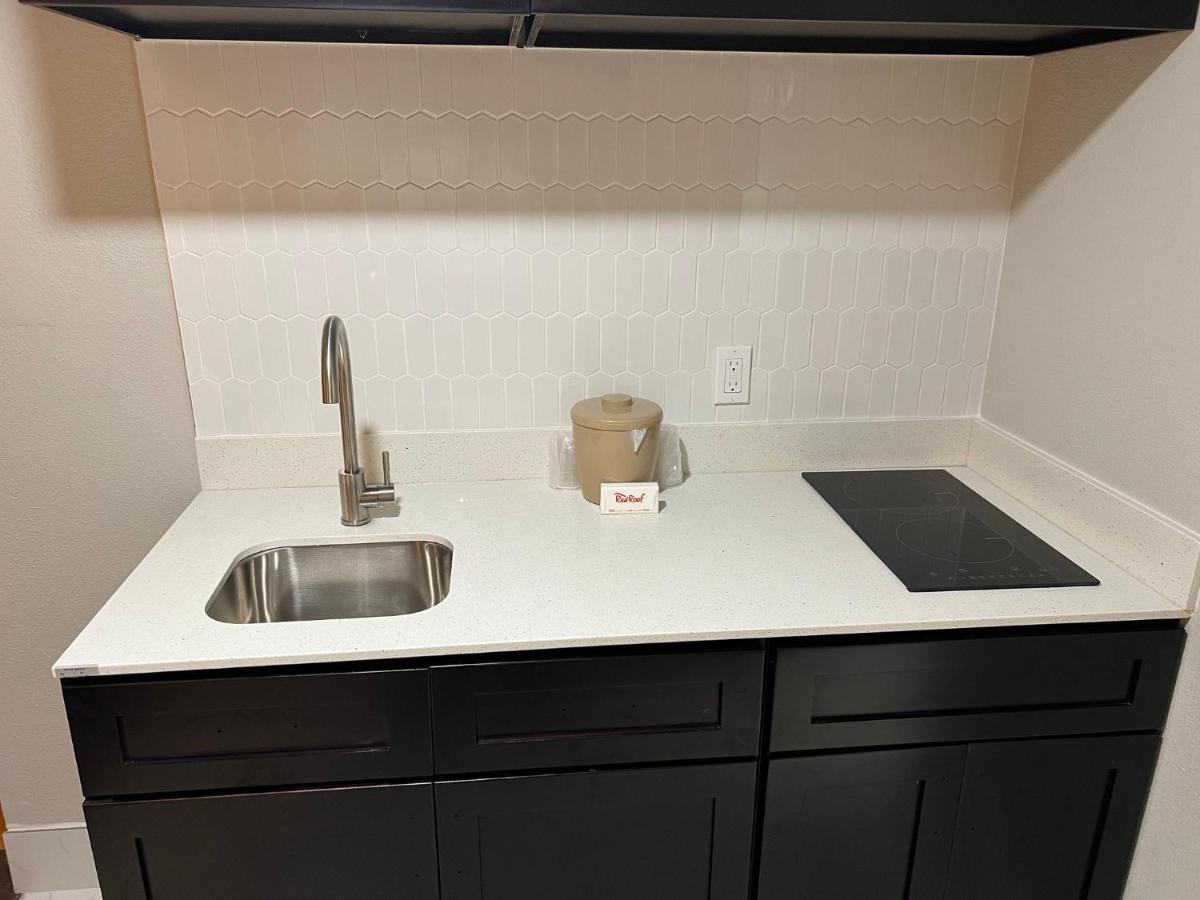 Westampton Red Roof Inn & Suites Mt Holly - Mcguire Afb מראה חיצוני תמונה