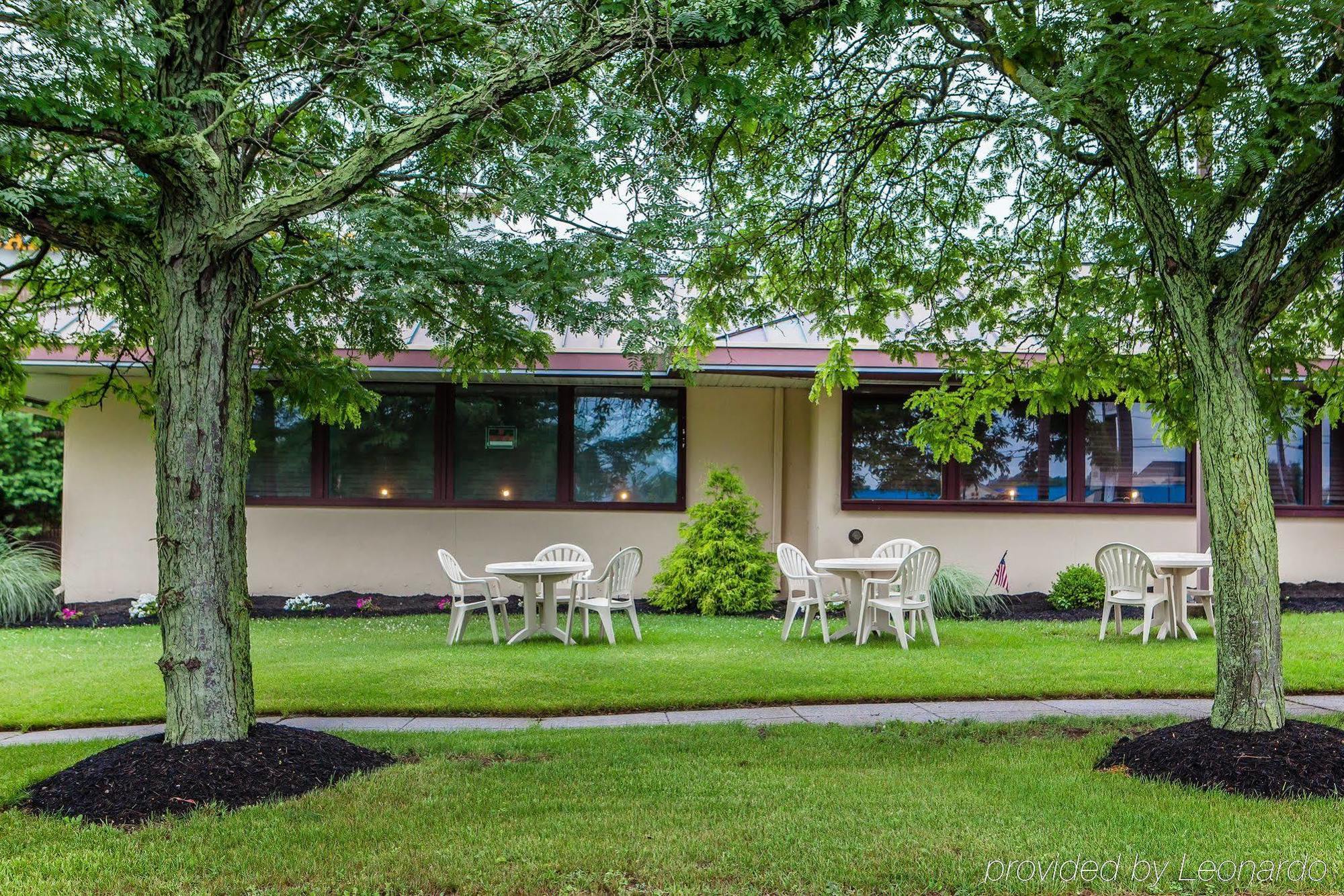 Westampton Red Roof Inn & Suites Mt Holly - Mcguire Afb מראה חיצוני תמונה