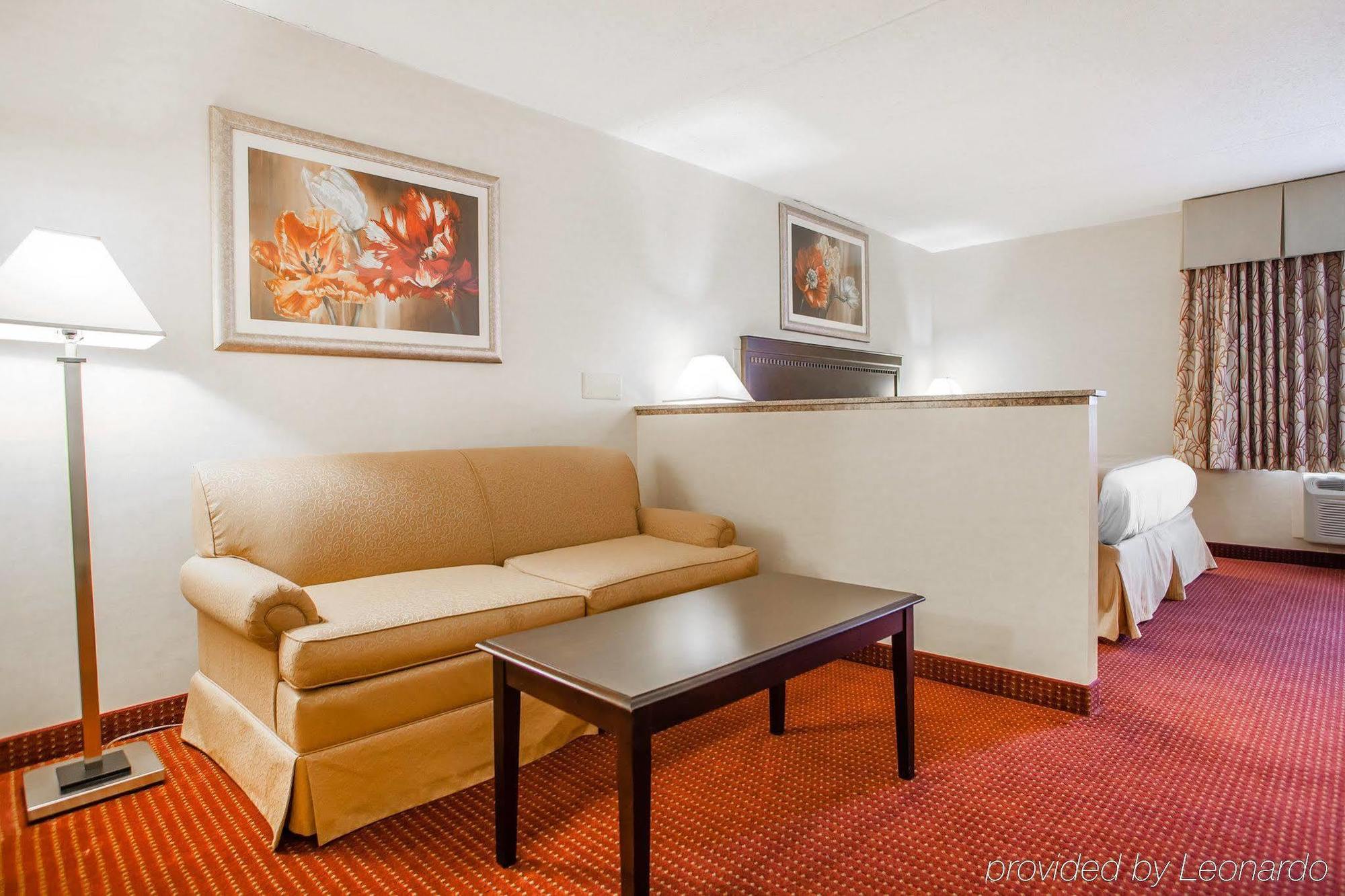 Westampton Red Roof Inn & Suites Mt Holly - Mcguire Afb מראה חיצוני תמונה